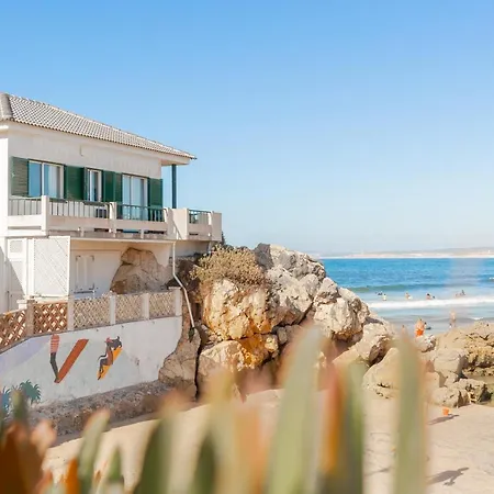 Дом отдыха Casa Da Rocha - Totalmente Renovada