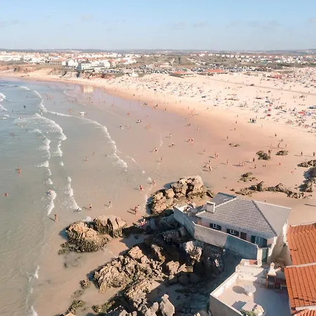 Дом отдыха Casa Da Rocha - Totalmente Renovada Балеал