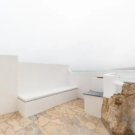 Дом отдыха Casa Da Rocha - Totalmente Renovada Балеал